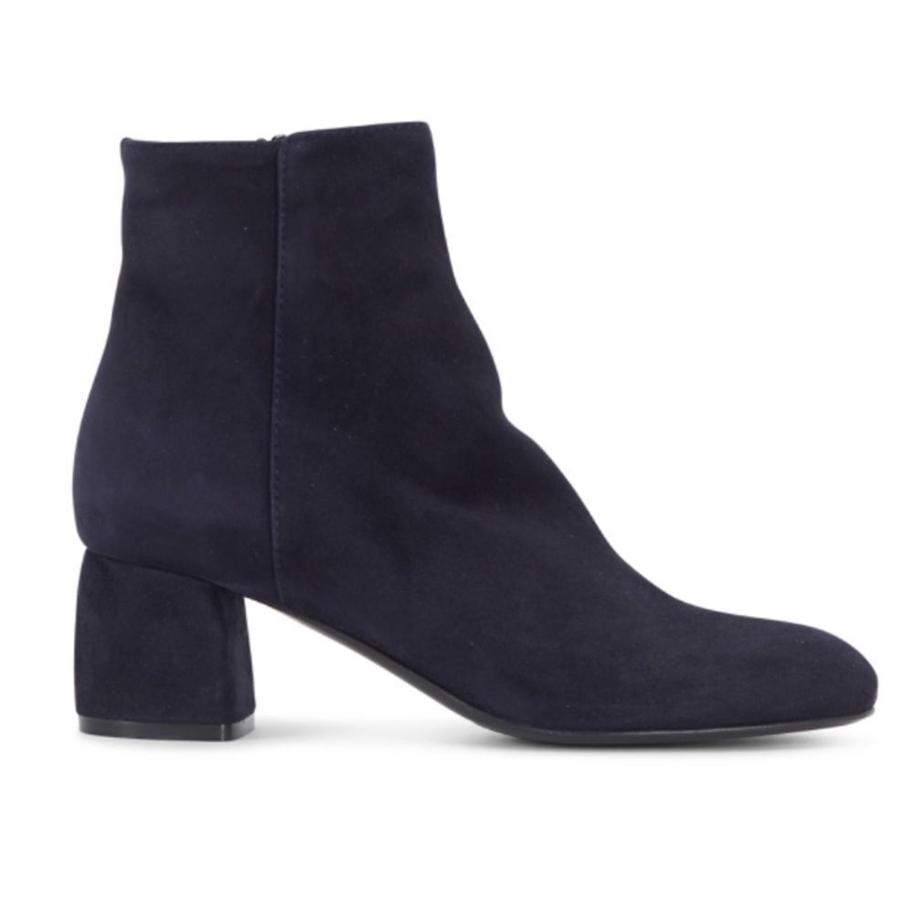 AGL Attilio Giusti Leombruni Blue Suede Leather Curved Block Heel Bootie Size 37